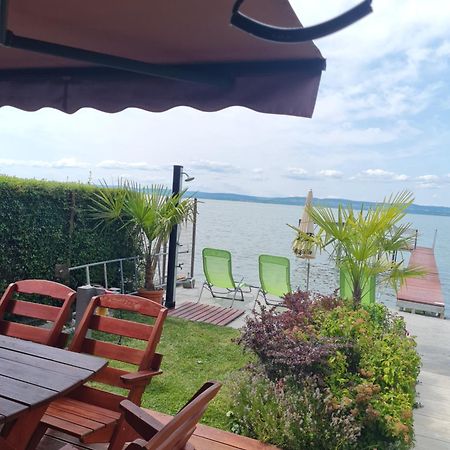 Flamingo Apartman Balatonszarszo Dış mekan fotoğraf