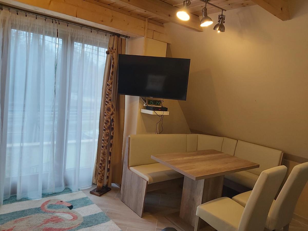 Flamingo Apartman Balatonszarszo Dış mekan fotoğraf