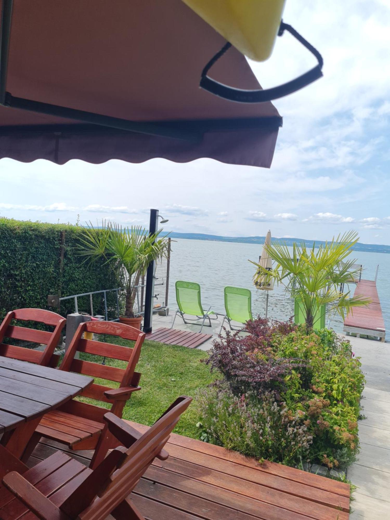 Flamingo Apartman Balatonszarszo Dış mekan fotoğraf